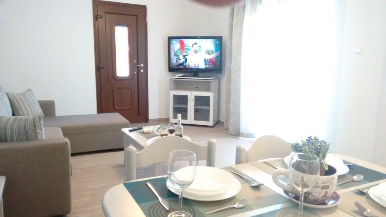 Dimitra Apartment อาโยส นิโกลาออส ภายนอก รูปภาพ